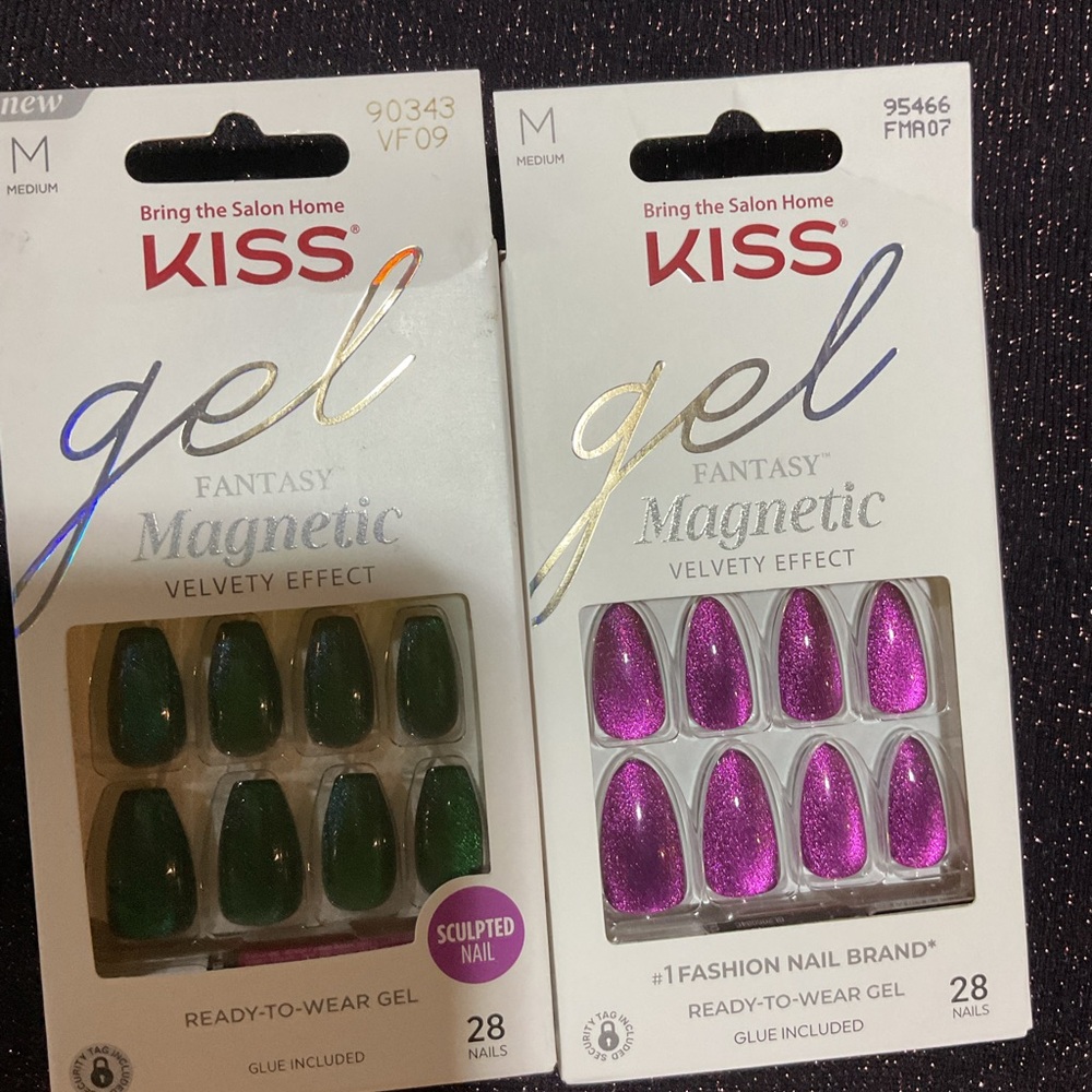 Kiss gel magnetic colour changing nails